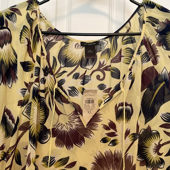 NET Ann Taylor Sheer V Neck Blouse Shirt Yellow Chocolate Black Size XL - Picture 3 of 11